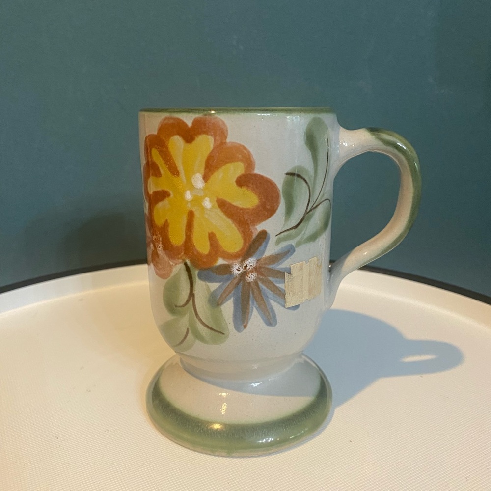 Vintage LOUISVILLE STONEWARE Pottery Footed Mug Flower Kentucky tall - Picture 1 of 8